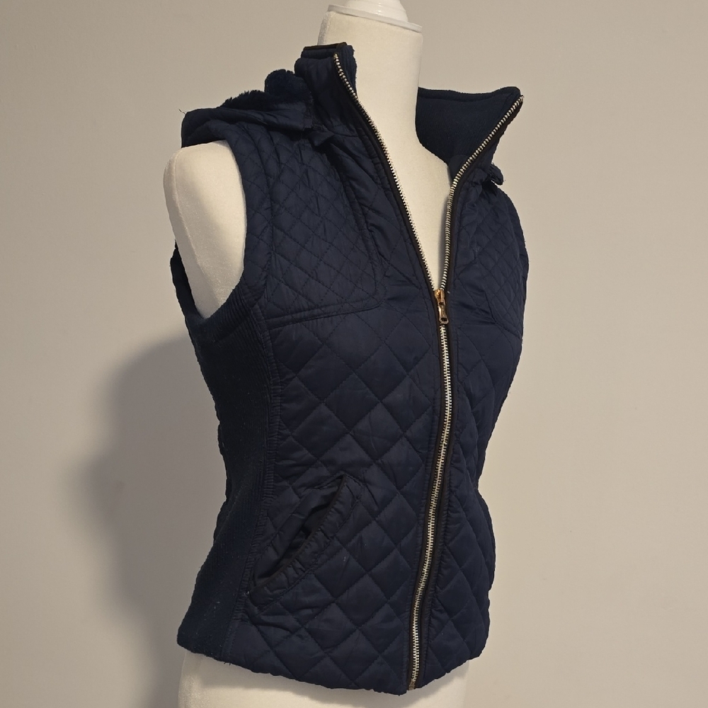 JIXI Navy Quilted Vest with Detachable Hood